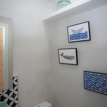 Apartment Singularstays Roger De Flor