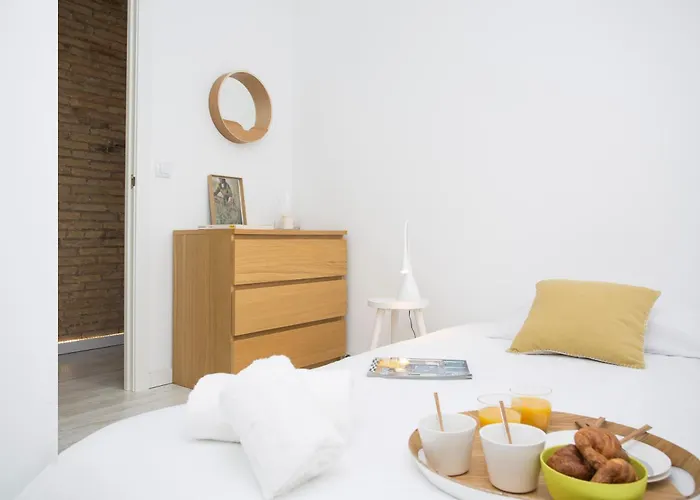 Singularstays Atico Roger De Flor Lägenhet