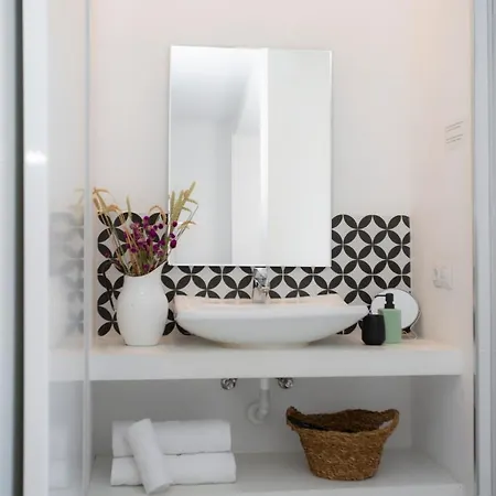 Singularstays Atico Roger De Flor