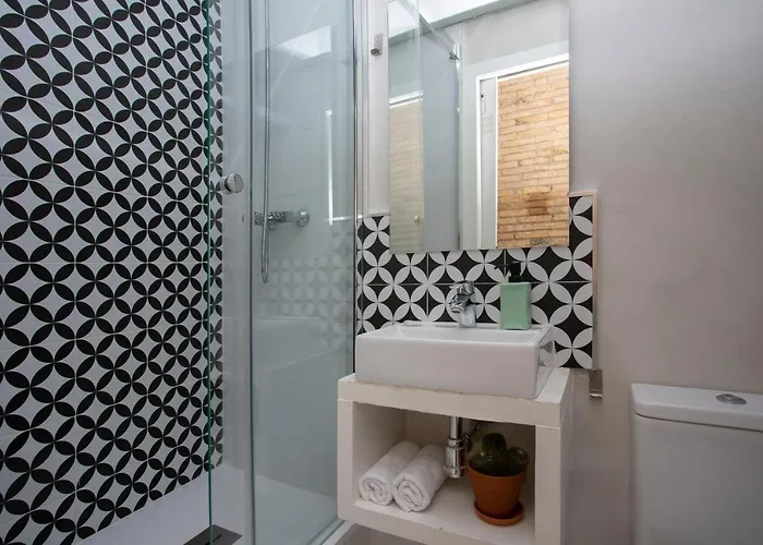 Apartment Singularstays Atico Roger De Flor