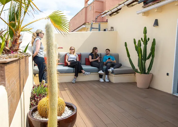 Singularstays Atico Roger De Flor